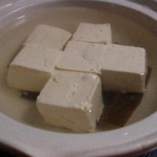土鍋で湯豆腐